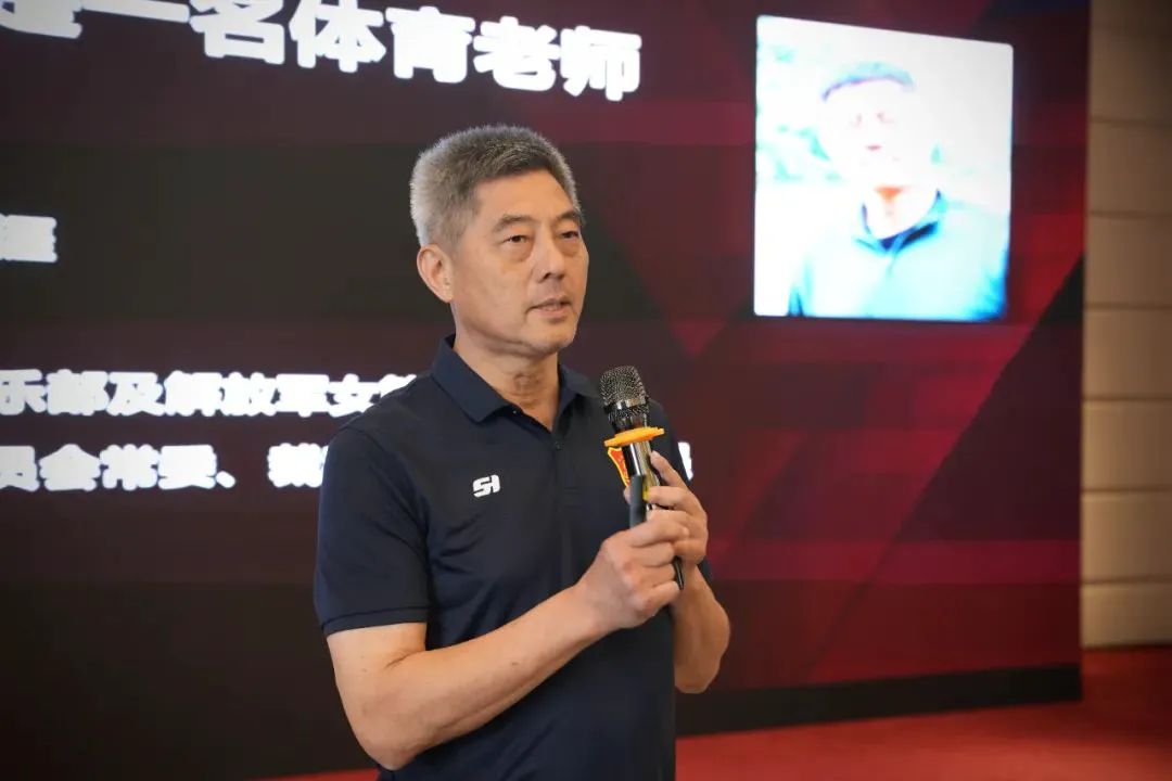 亚军球队的训练方案如何帮助你快速提升篮球技能_1